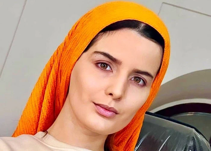 بیوگرافی غزاله اکرمی؛ از شروع بازیگری تا نقش سوجان و سریال کوری + زندگی شخصی 11 بیوگرافی غزاله اکرمی؛ از شروع بازیگری تا نقش سوجان و سریال کوری + زندگی شخصی