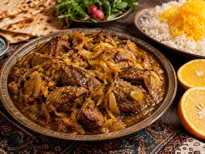 طرز تهیه لوه کباب مازندرانی؛ دستور کامل شلبره با گوشت، پیاز و آب نارنج