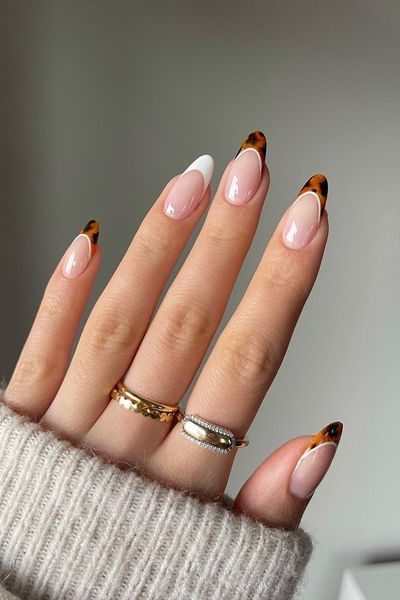 مدل ناخن قهوه‌ای پاییزی و گرم