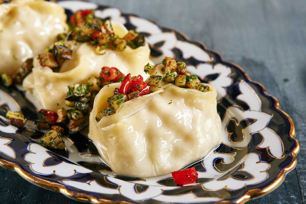 طرز تهیه منتو افغانی با خمیر خانگی، سس ماست و سس لپه 2 طرز تهیه منتو افغانی با خمیر خانگی، سس ماست و سس لپه