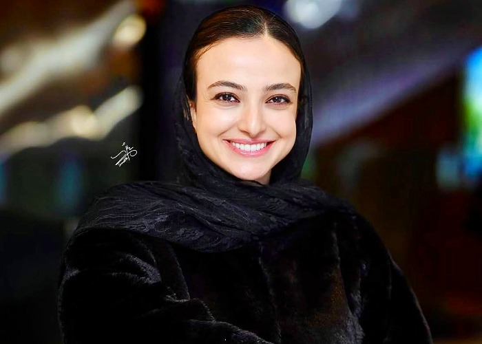 بیوگرافی ندا جبرائیلی؛ زندگی، فیلمها، سریالها و افتخارات 3 تصویر ندا جبرائیلی در بخش معرفی سال تولد و زندگینامه