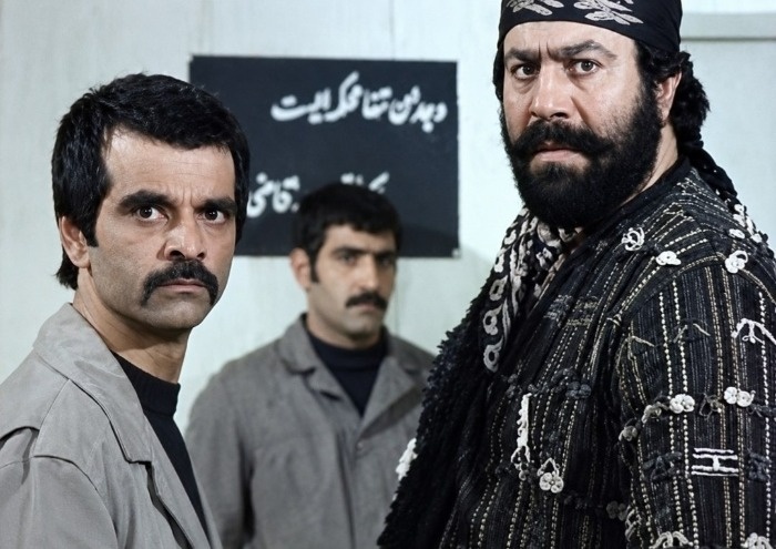 بیوگرافی حسین گیل؛ از نقشهای سینمایی تا هزاردستان، زندگی شخصی و فیلمها 11 حسین گیل، بازیگر سینما و تلویزیون ایران