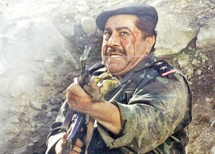 بیوگرافی حسین گیل؛ از نقشهای سینمایی تا هزاردستان، زندگی شخصی و فیلمها 5 حسین گیل، بازیگر سینما و تلویزیون ایران